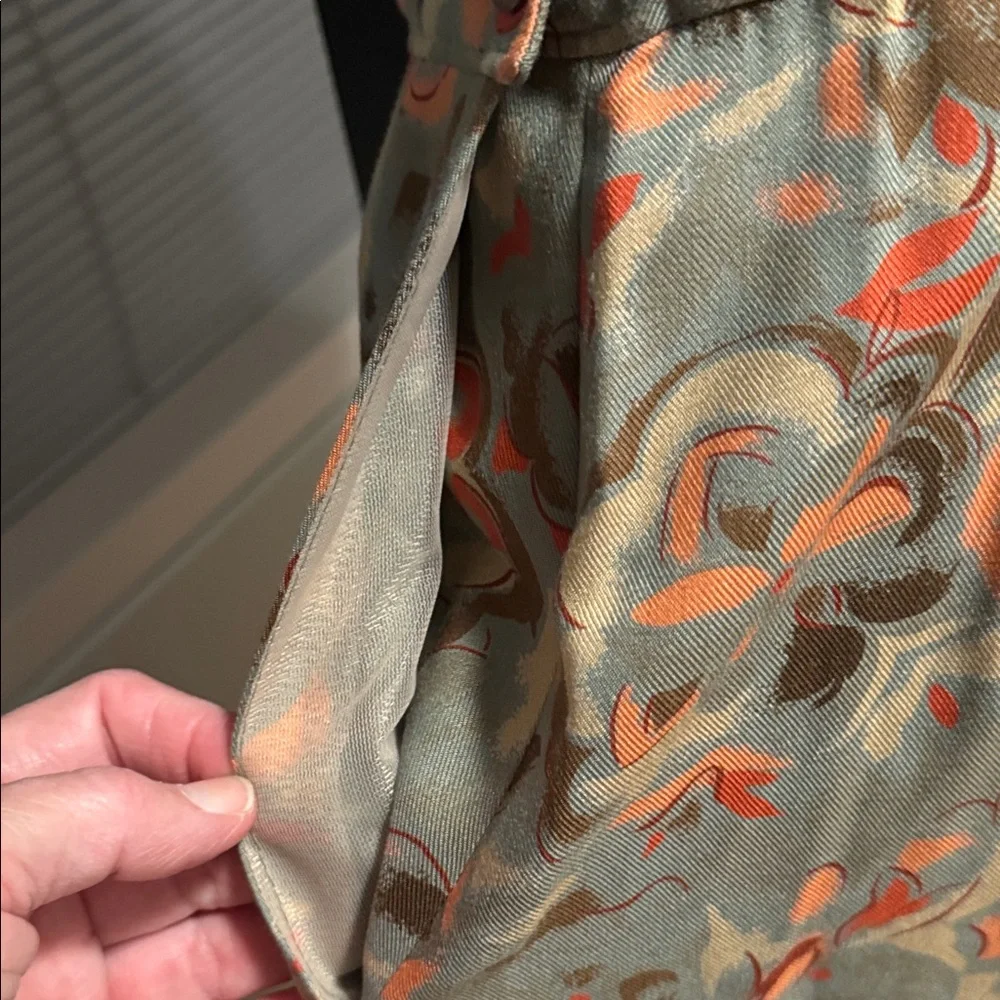 Lovely Vintage Midi Skirt in Dusty Olive Green and Orange - Picture 6 of 8